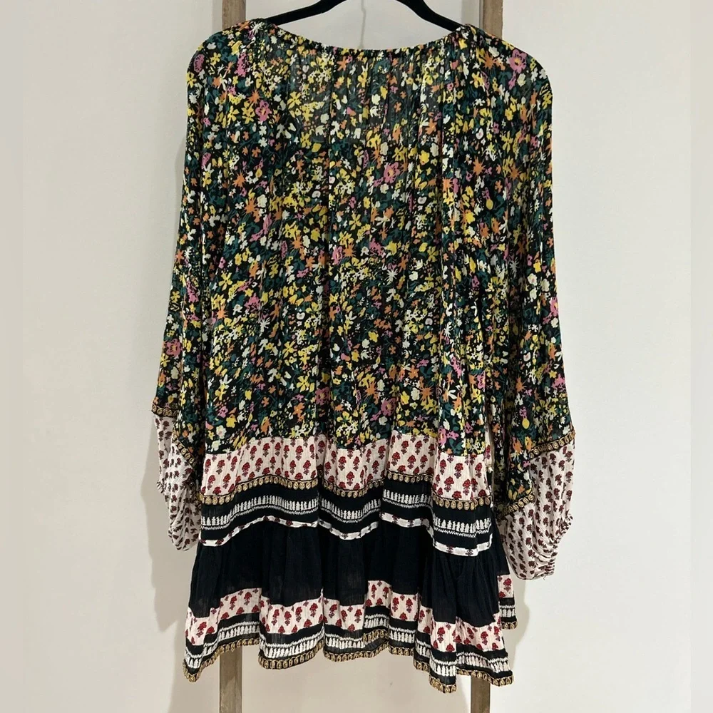 FREE PEOPLE Gardenia Tunic in Black Yellow Floral Sequin Oversized Size Small